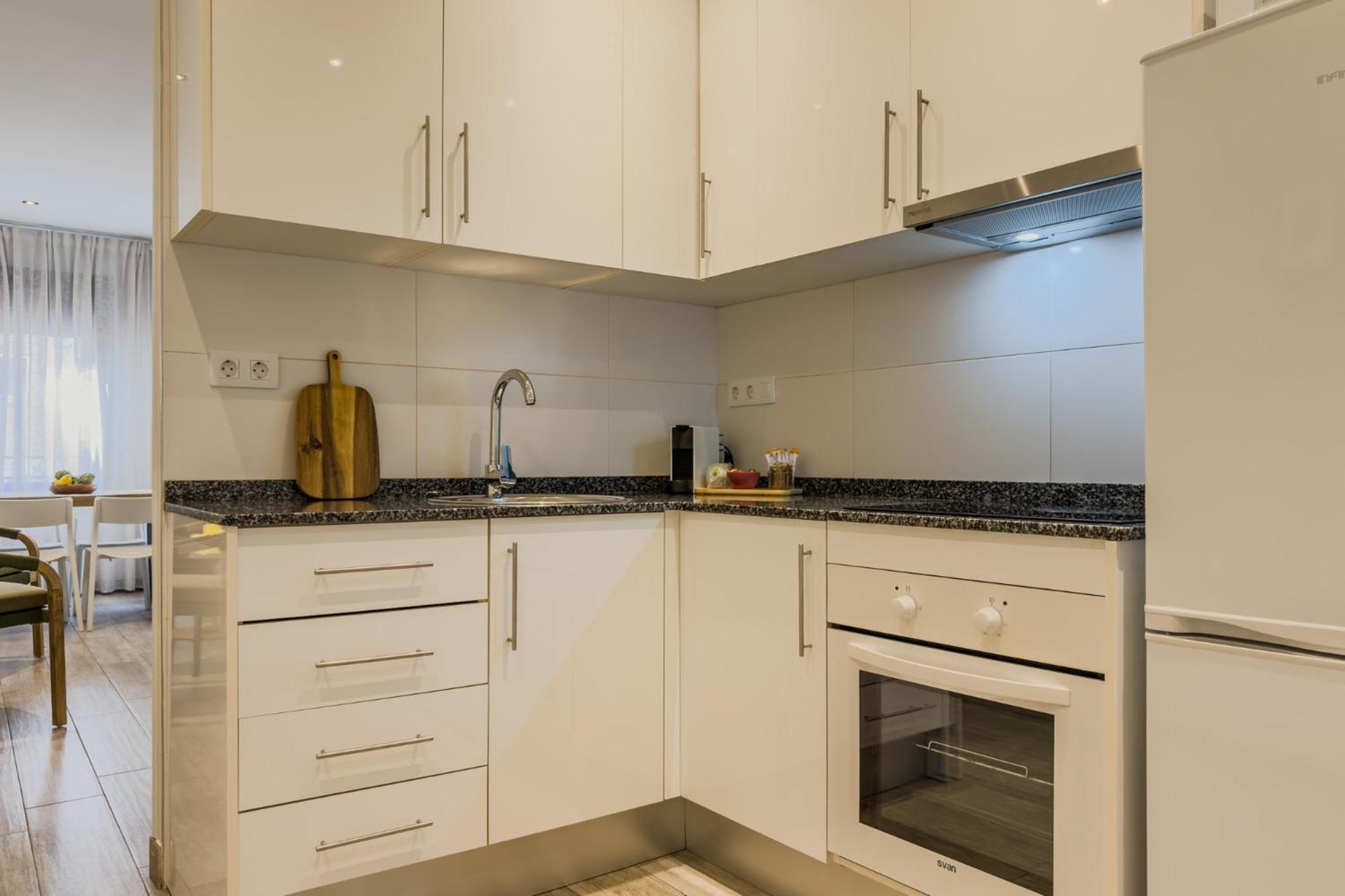Novus Homes Barcelona Santa Eulalia L'Hospitalet de Llobregat Esterno foto