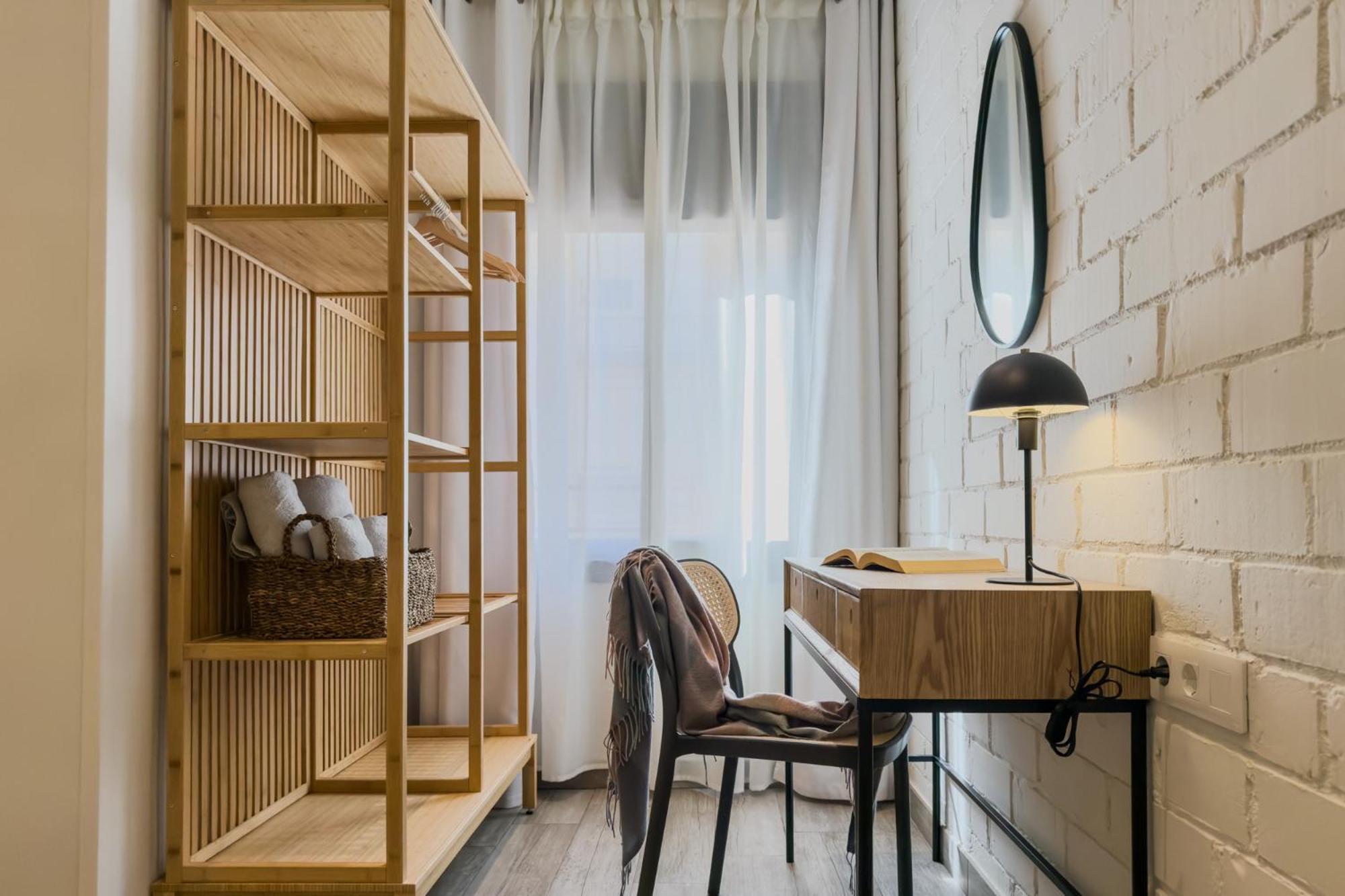 Novus Homes Barcelona Santa Eulalia L'Hospitalet de Llobregat Esterno foto