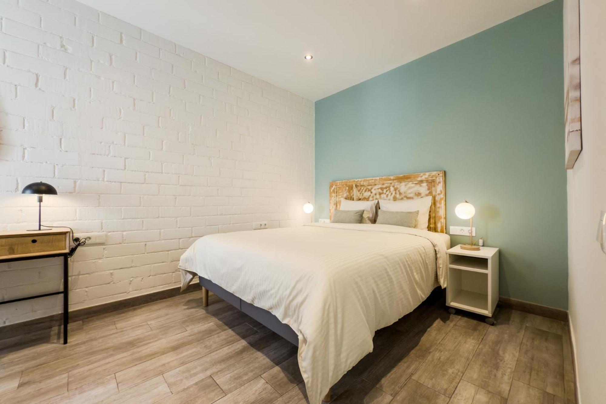 Novus Homes Barcelona Santa Eulalia L'Hospitalet de Llobregat Esterno foto